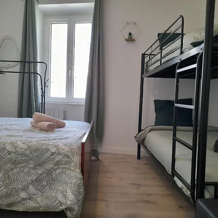 La Goyave De Apartment *